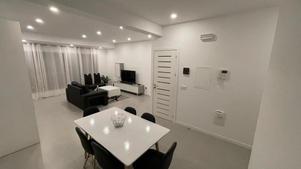 Duarte Apartments - Lux Mindelo Bagian luar foto